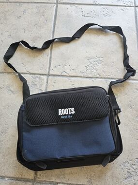 ROOTS Digital Carry Case